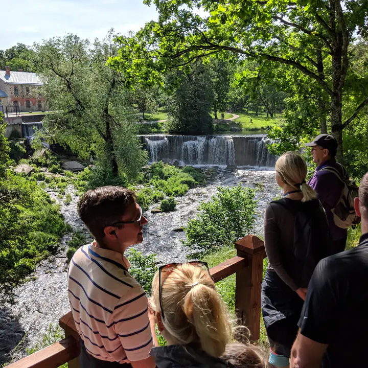 Retkelised Keila-Joa joa juures